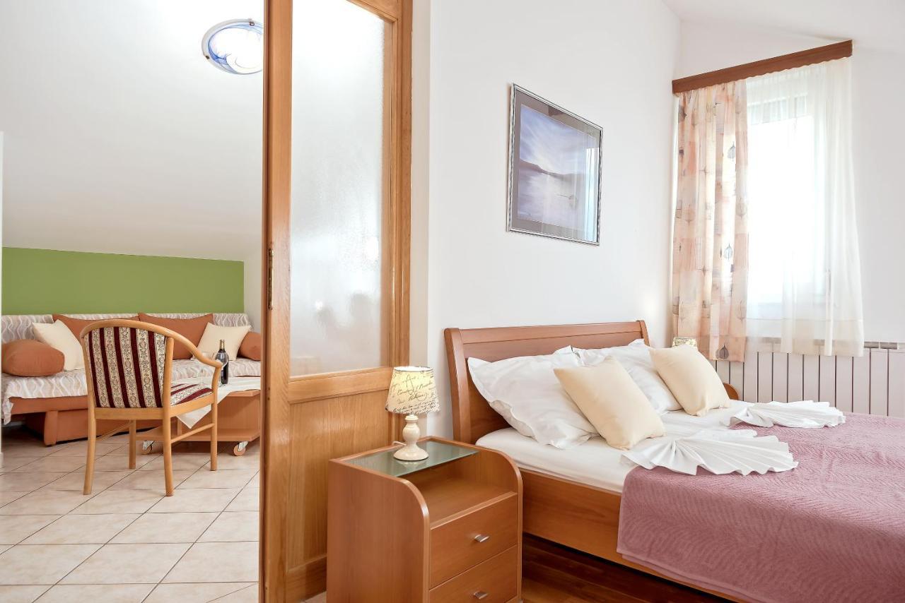 Apartmani Putnik Baska Voda Bagian luar foto
