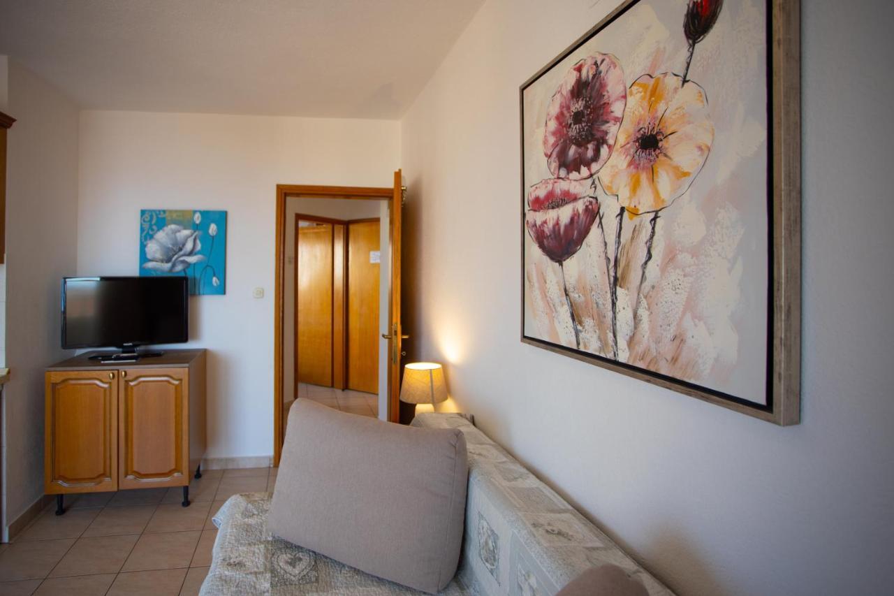 Apartmani Putnik Baska Voda Bagian luar foto