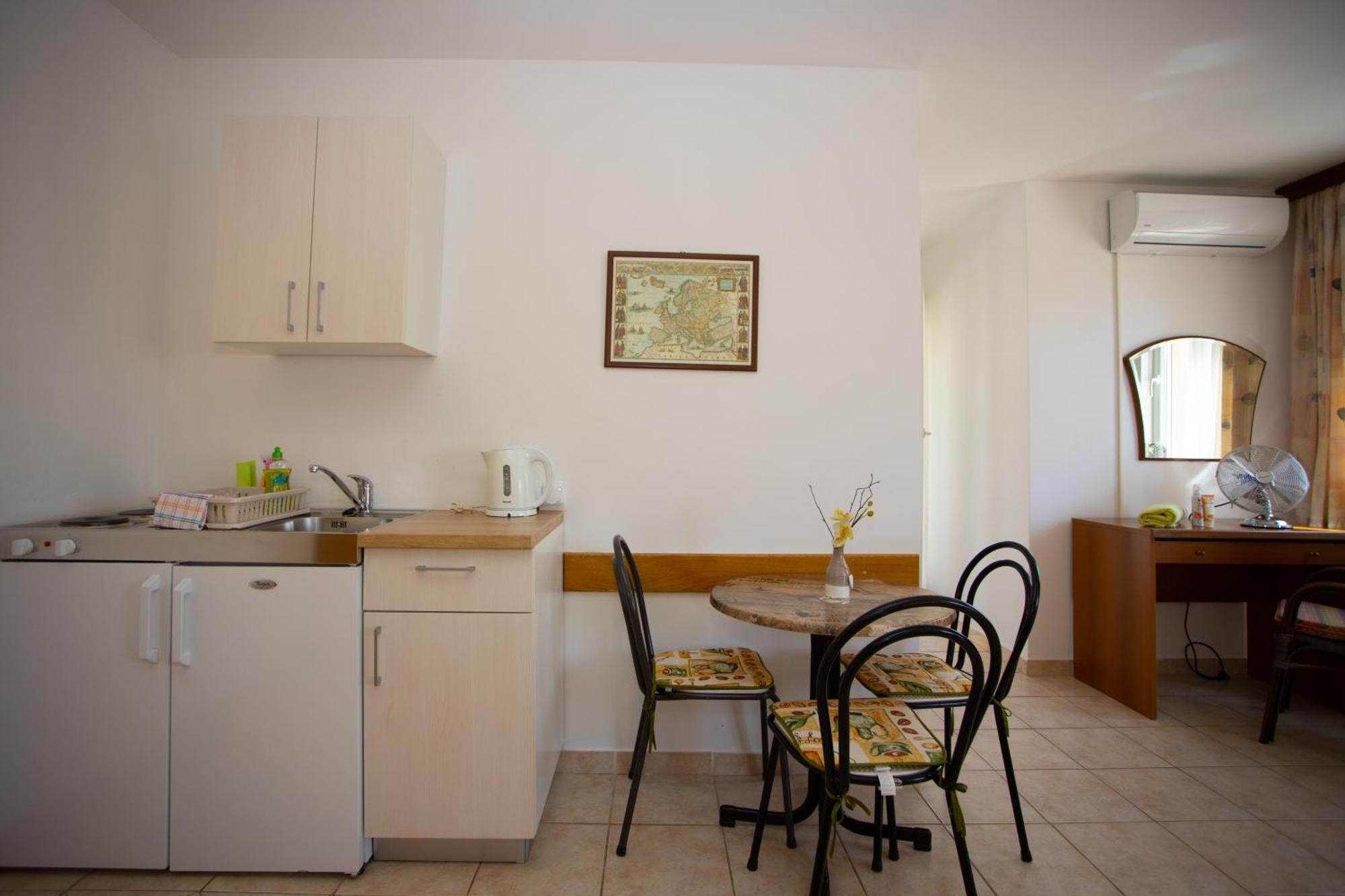 Apartmani Putnik Baska Voda Bagian luar foto