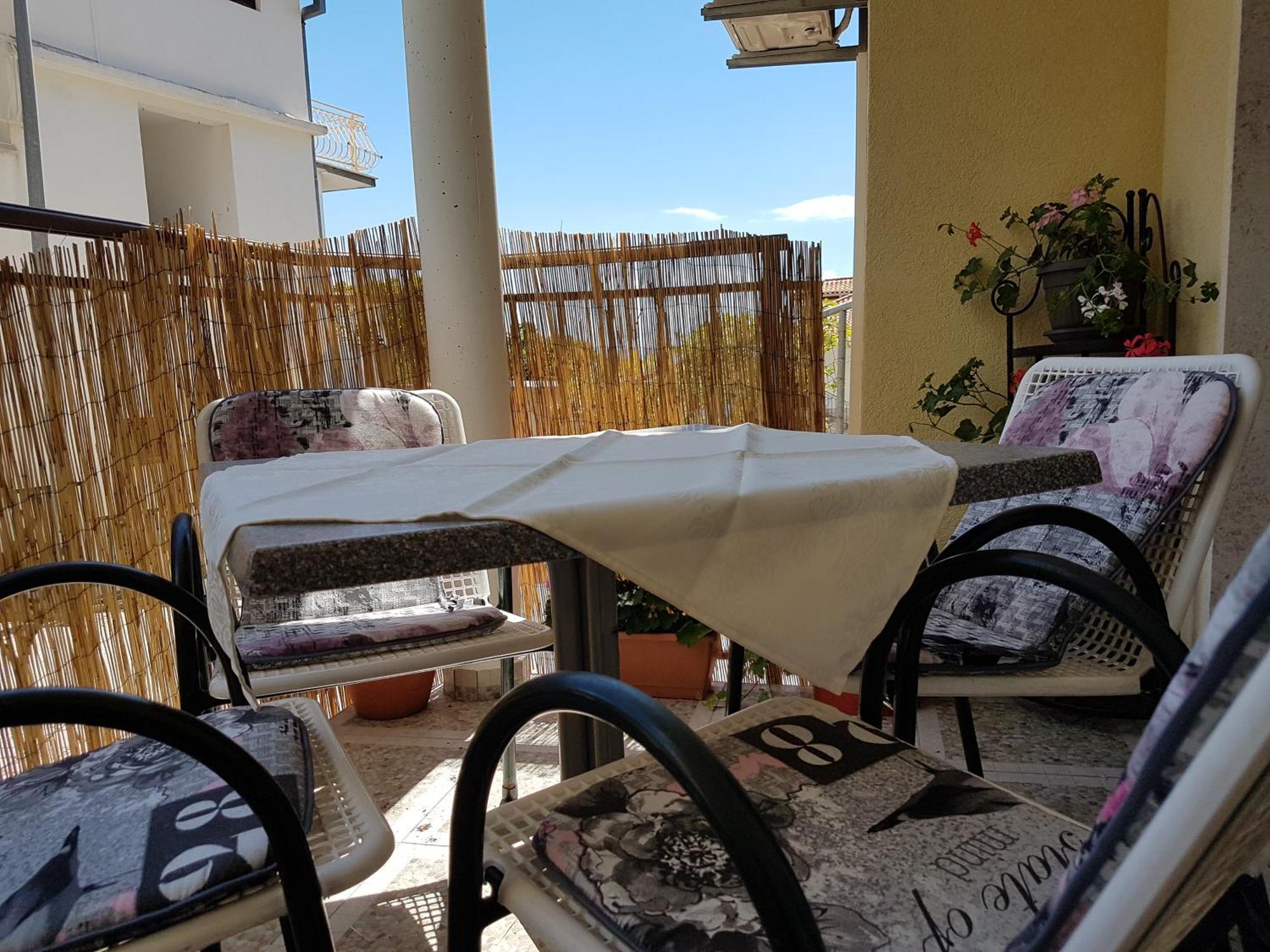 Apartmani Putnik Baska Voda Bagian luar foto
